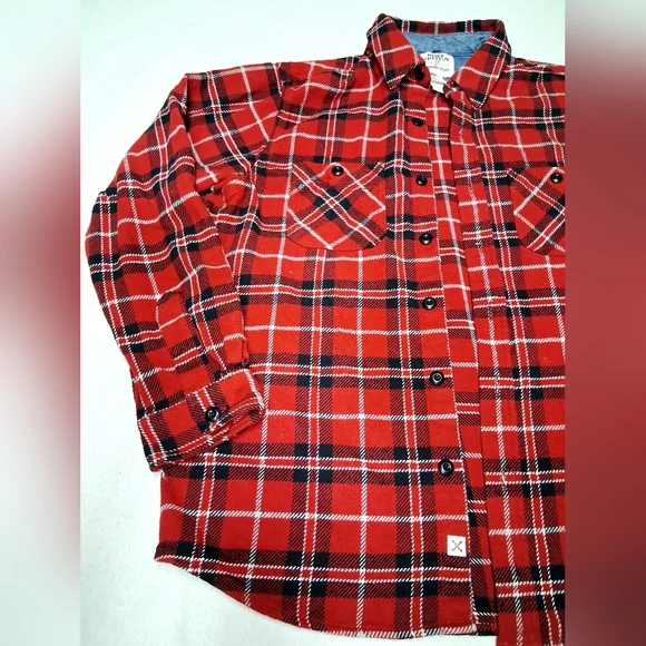 BLAKE SHELTON Lands' End Red and Blue Plaid Shirt - Picture 4 of 5
